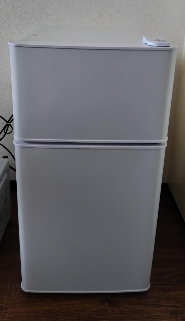 ス*プ様 小型冷蔵庫 60L ホワイト