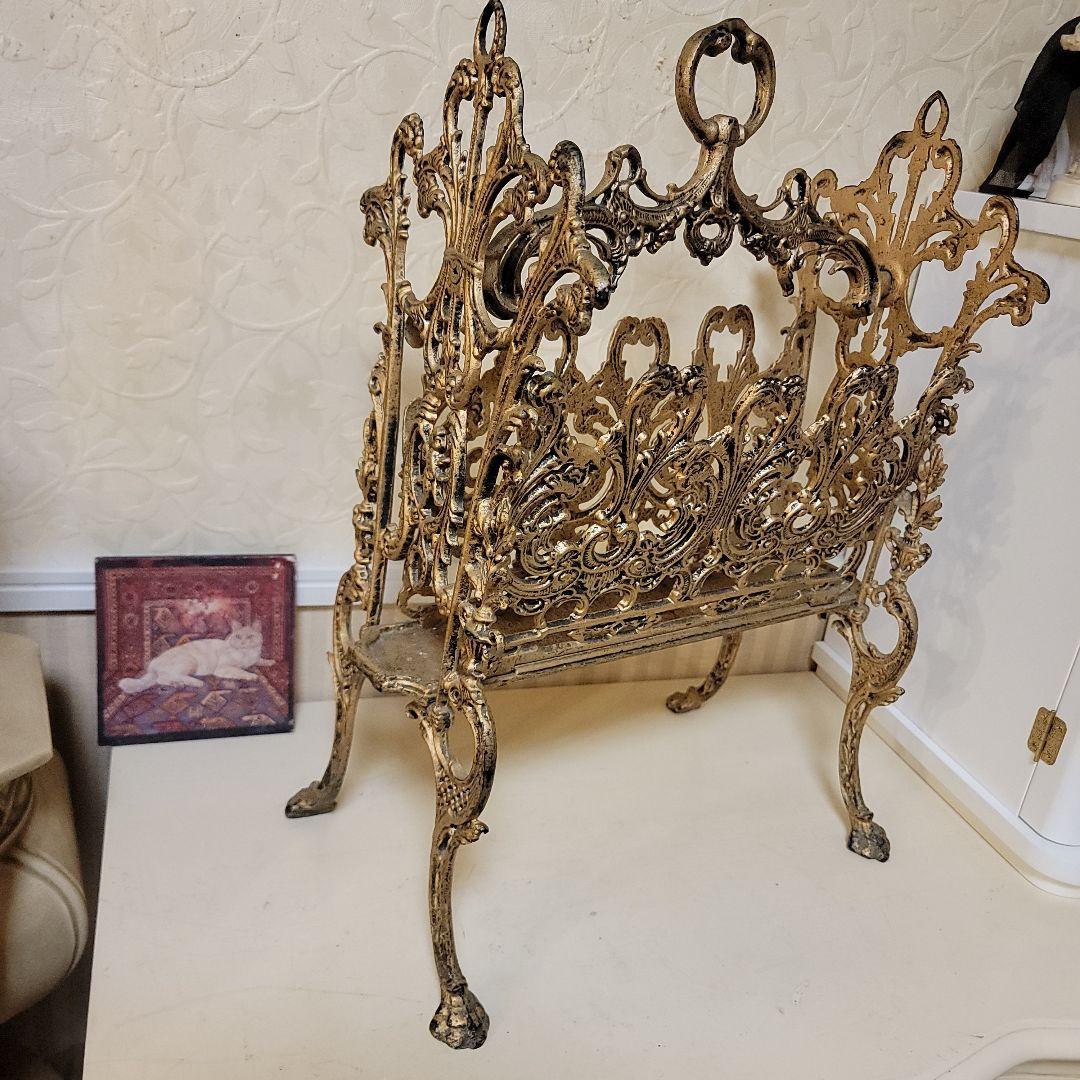 ヴィクトリアンスタイル 　マガジンラック　物入れ　アンティーク仕上げヴィンテージ