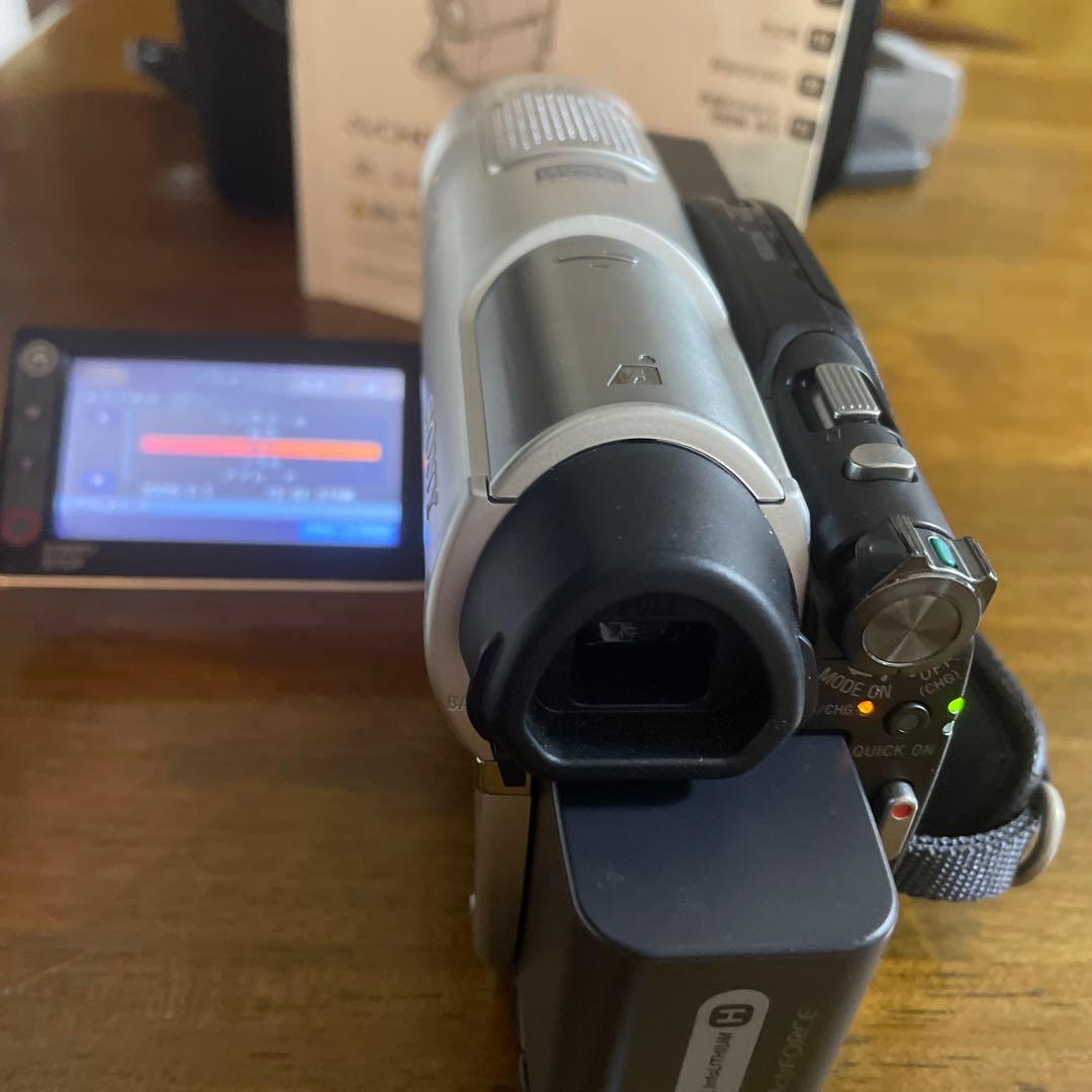 ソニー　デジタルHDビデオカメラレコーダー　HANDYCAM HDR-UX20