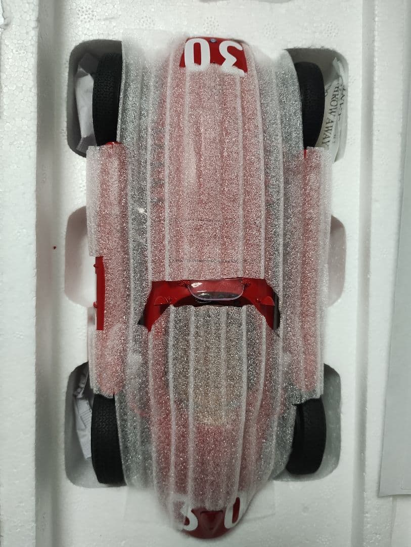 CMC Lancia D50 1/18スケールモデルカー