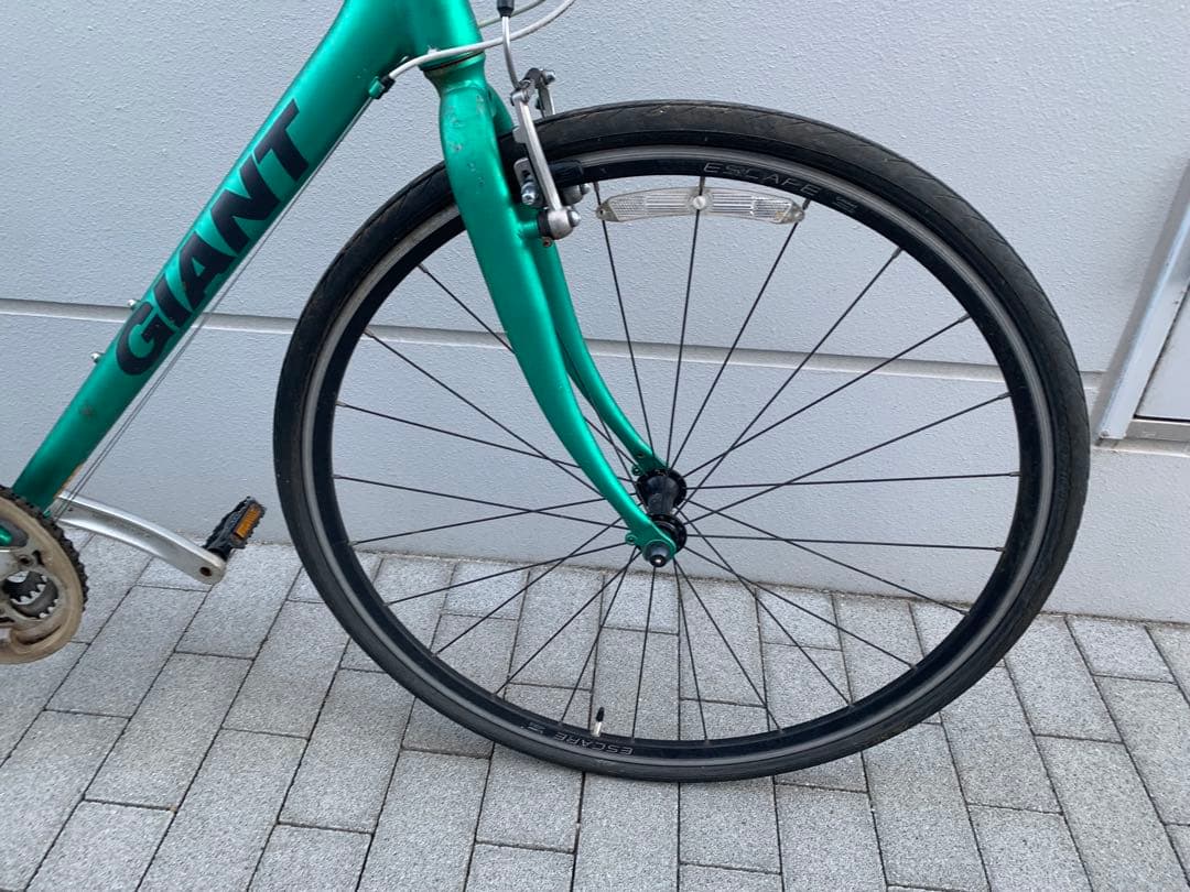 【東京近郊受渡希望】クロスバイクジャイアント ESCAPE サイズM 即乗り可能