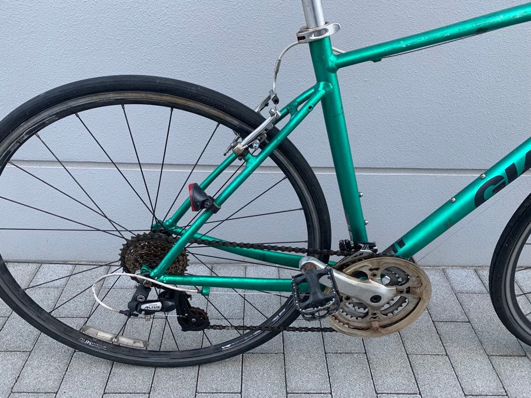 【東京近郊受渡希望】クロスバイクジャイアント ESCAPE サイズM 即乗り可能