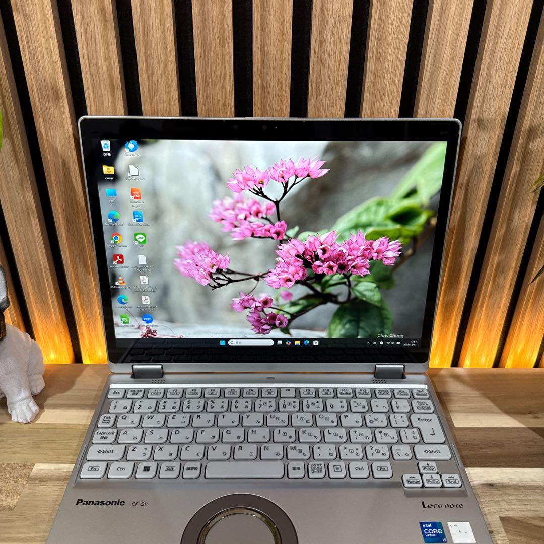 希少タッチパネル式‼️Let's note QV1☘LTE☘2in1ノートパソコン