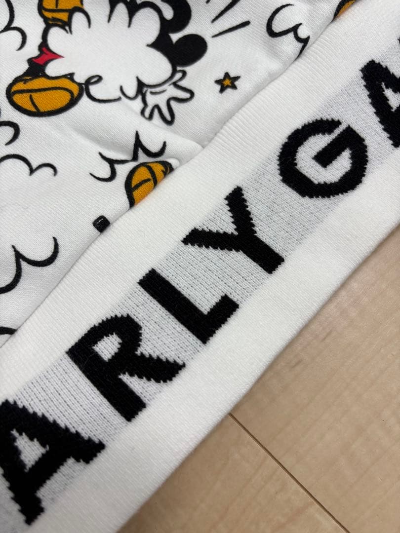 PEARY GATES ミッキー柄フーディ