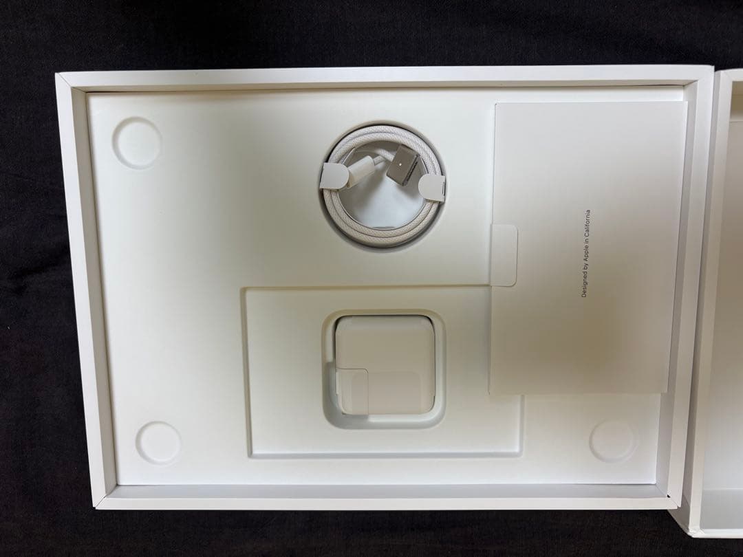 mi※【美品】MacBook Air m2 本体 スターライト 13インチ