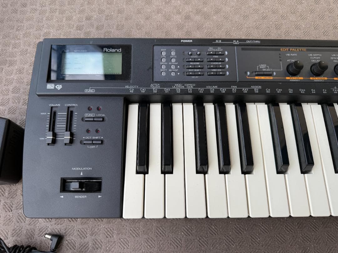 Roland SK-88 Pro　ジャンク