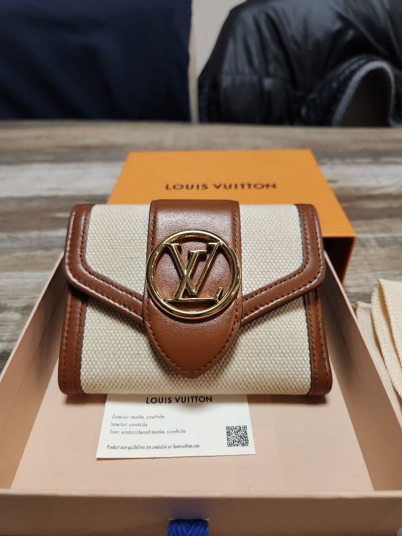 LOUIS VUITTON 二つ折り財布 ブラウン/ベージュ