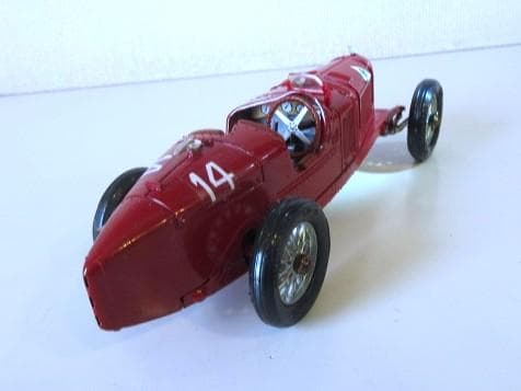Mebe Toys (1/24) アルファロメオ Grand Prix P2