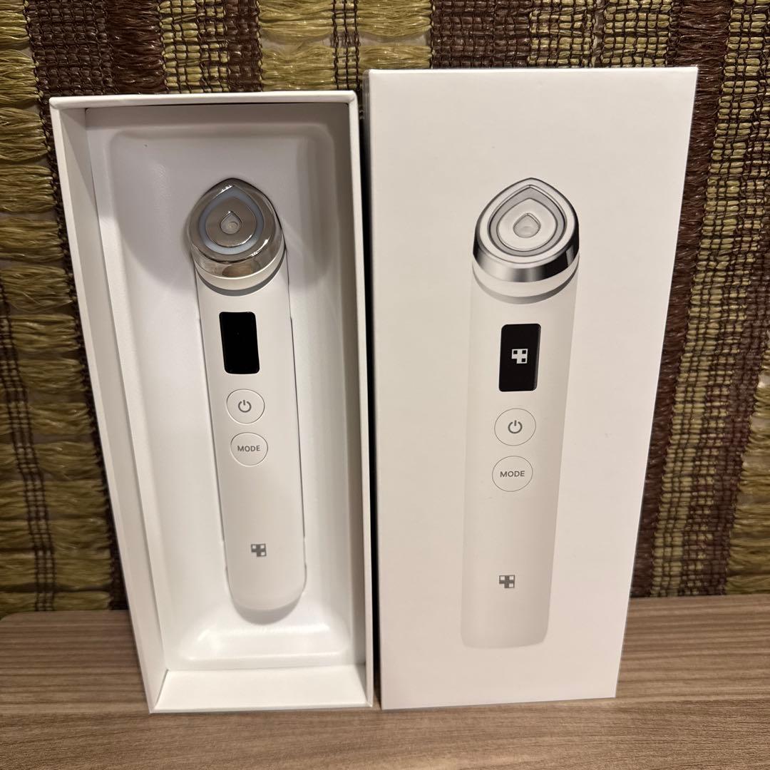 medicube 美顔器 ブースタープロ 白 ホワイト メディキューブ