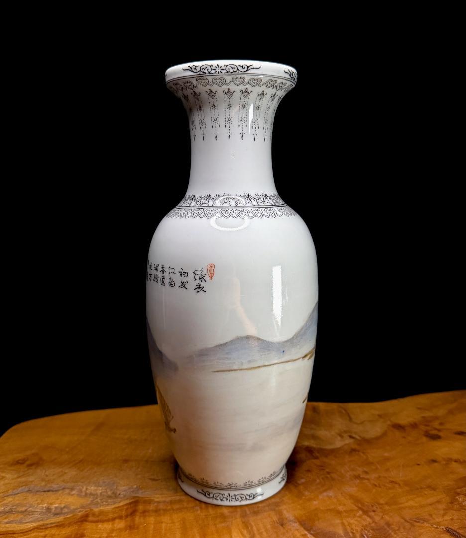 中国古美術　唐物　景徳鎮　粉彩 色絵　山水風景図　花瓶　高さ30.5cm