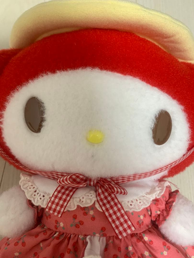 2023年　バースデードール　赤メロ　ぬいぐるみ