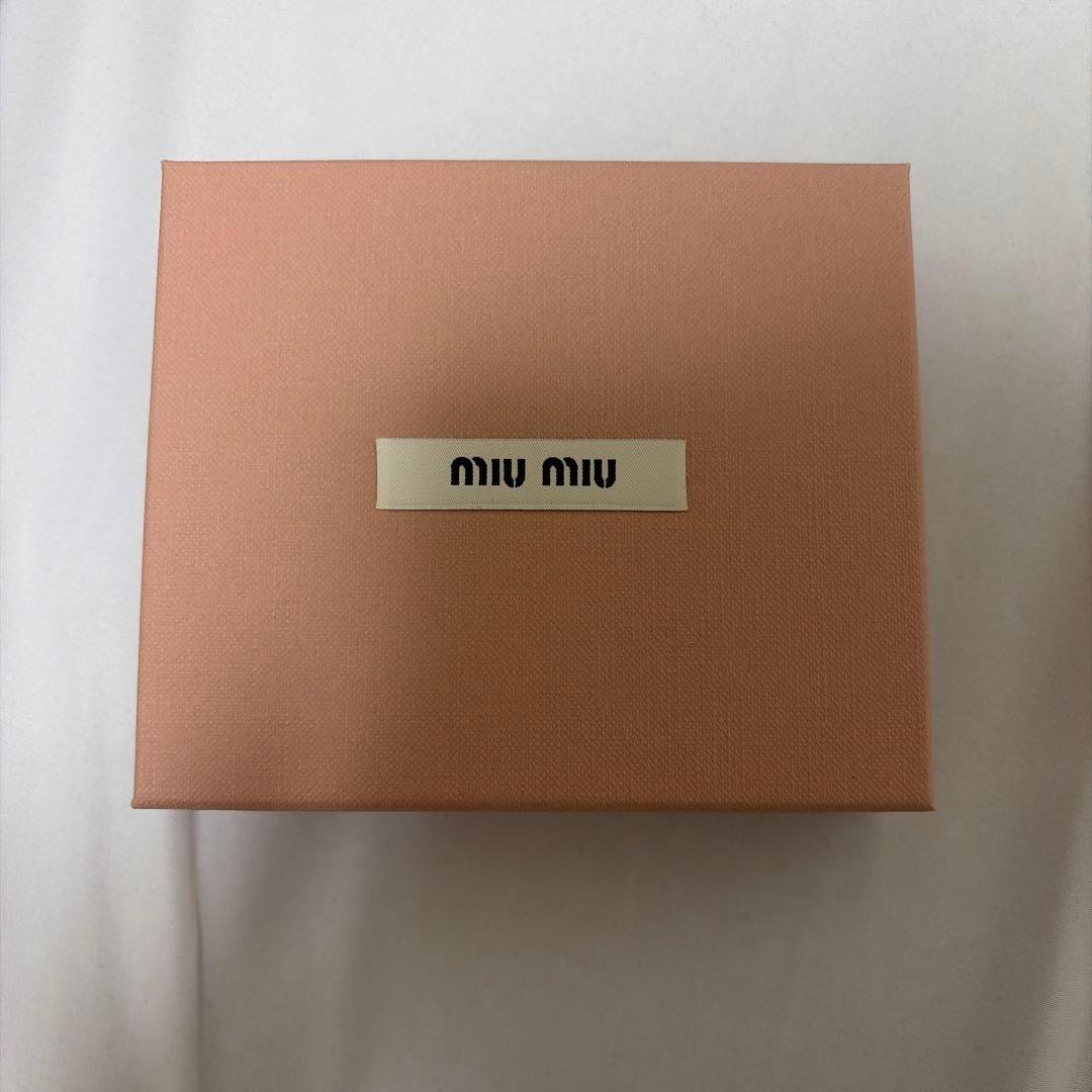 【値下げ中】miu miu マテラッセ　二つ折り財布※付属品有