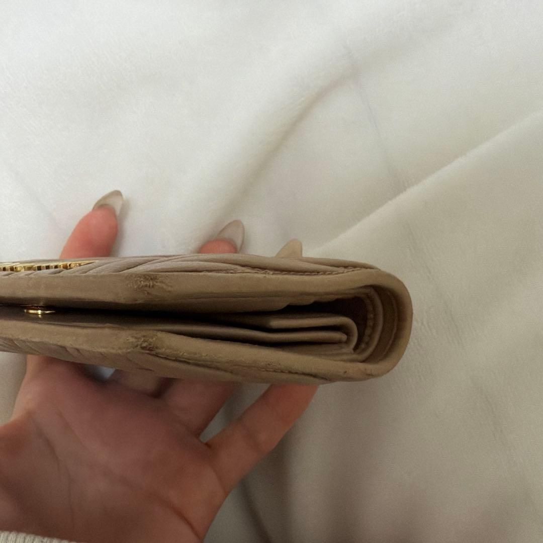 【値下げ中】miu miu マテラッセ　二つ折り財布※付属品有