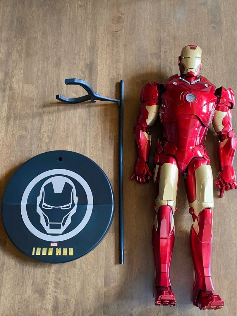 【ジャンク品】デアゴスティーニ アイアンマン完成品 スタンド付き