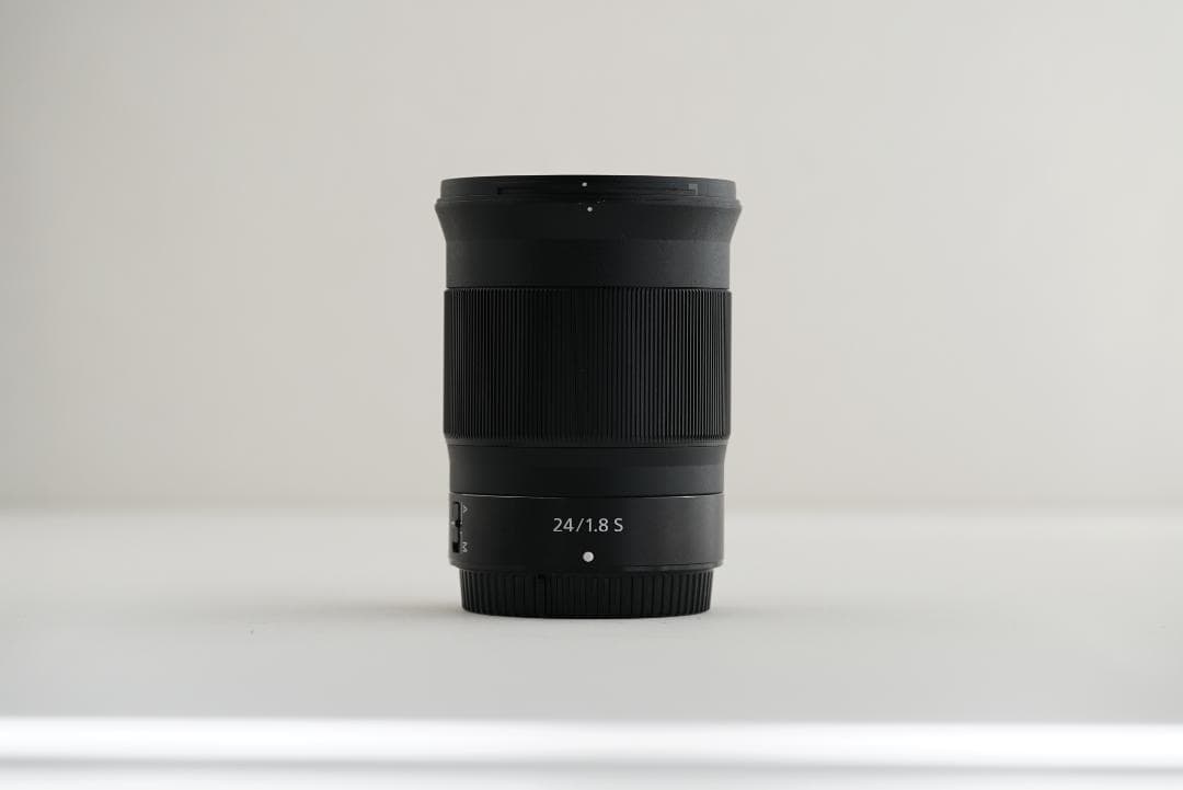 Nikon Z 24mm f/1.8 S レンズ