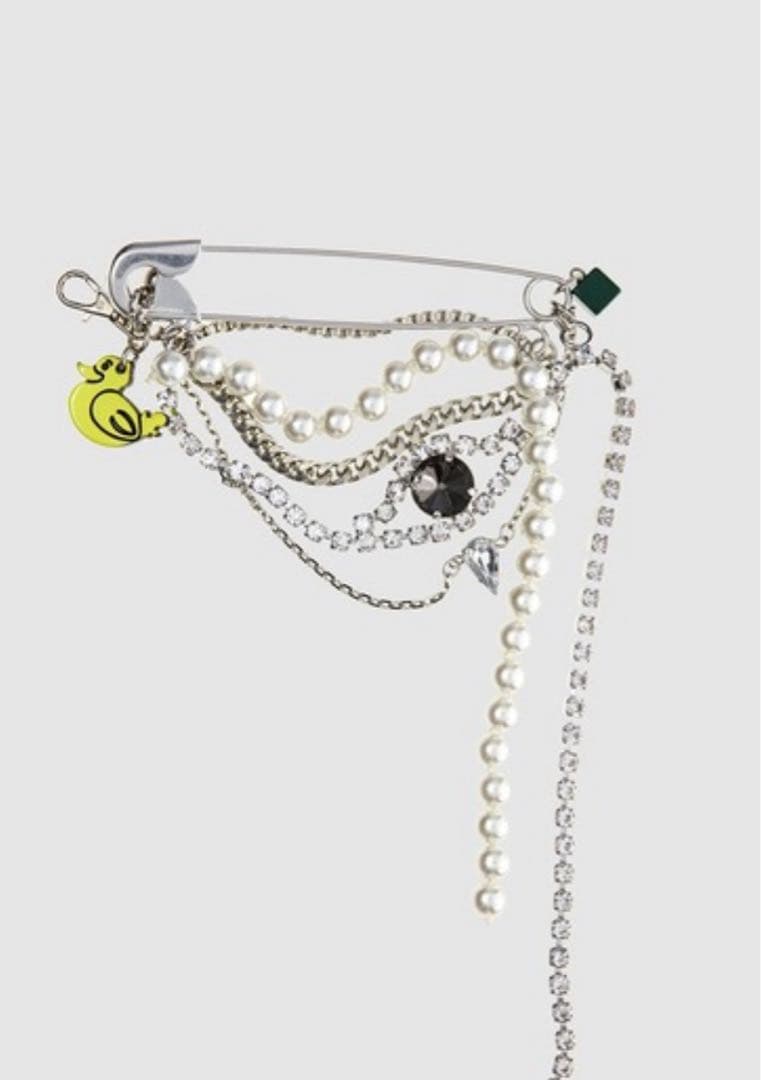 Meryll Rogge SS22 ブローチ