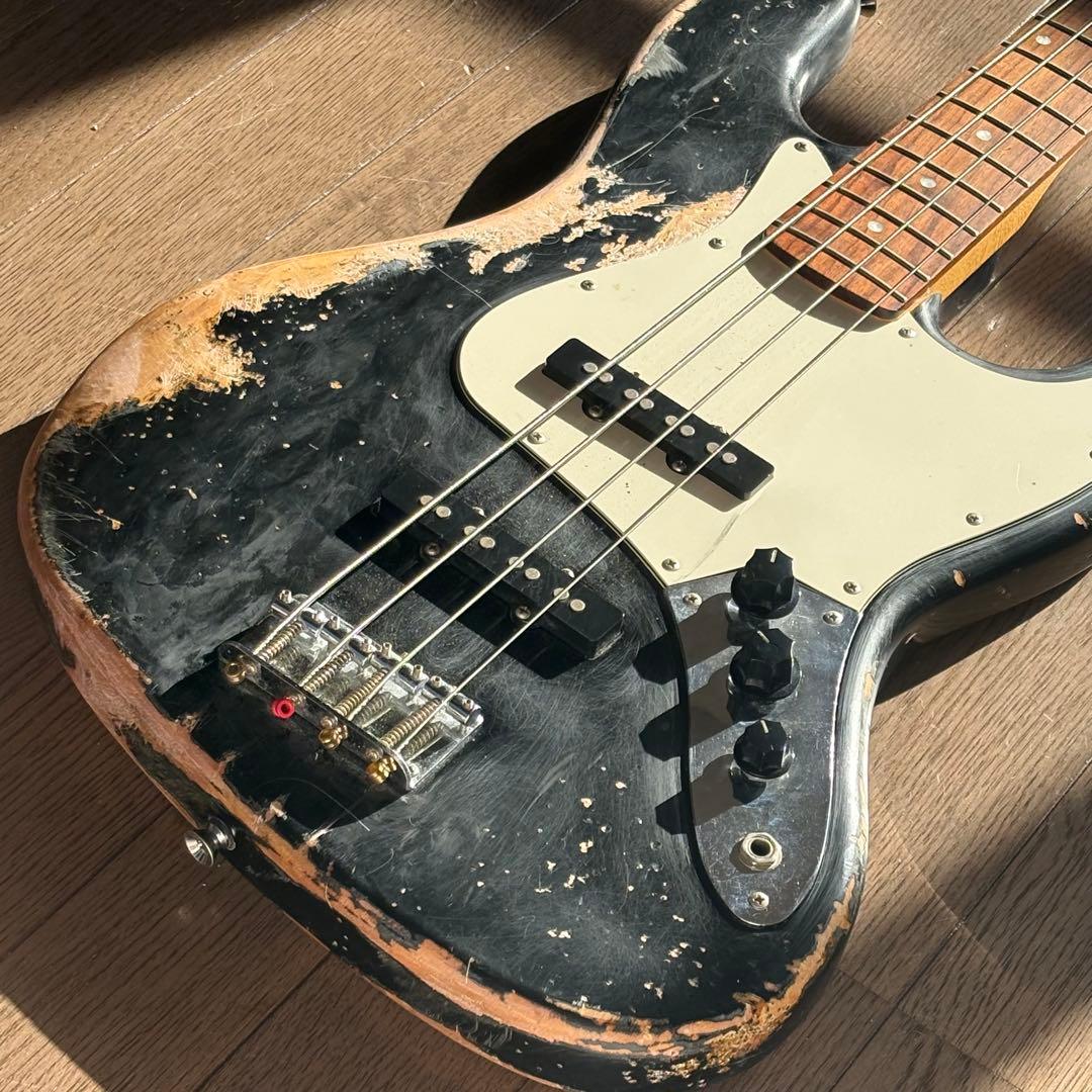 スクワイヤーby Fenderハードレリック加工