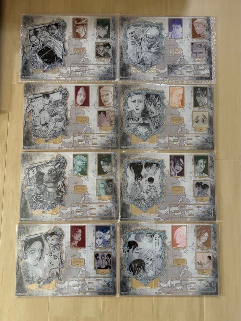 進撃の巨人アクリルスタンド