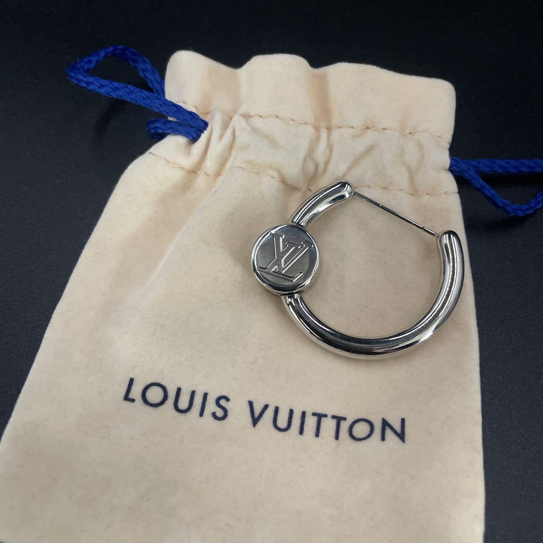 確実正規品　美品　ルイヴィトン　ブローチ　フープ型　MP2032 シルバー