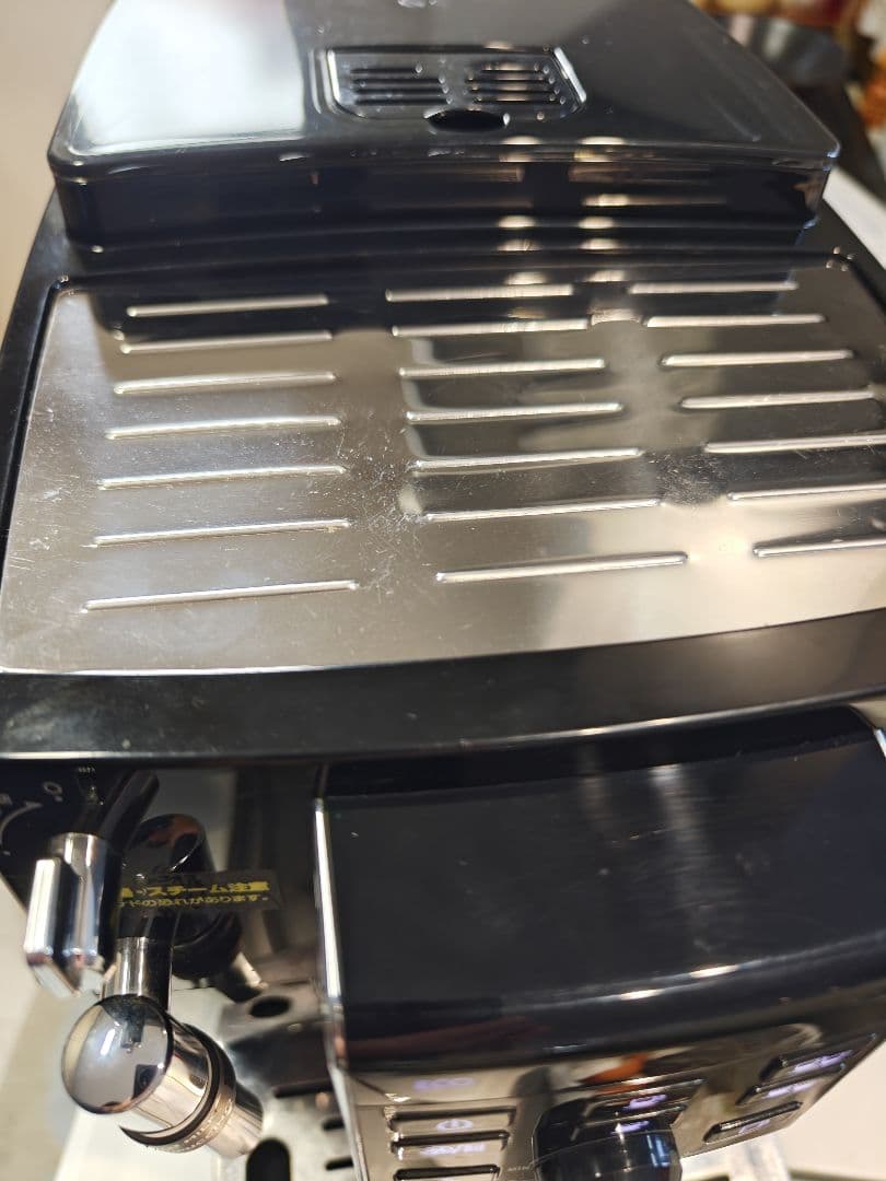 1*6様 デロンギ 全自動エスプレッソマシン　マグニフィカS ECAM23120