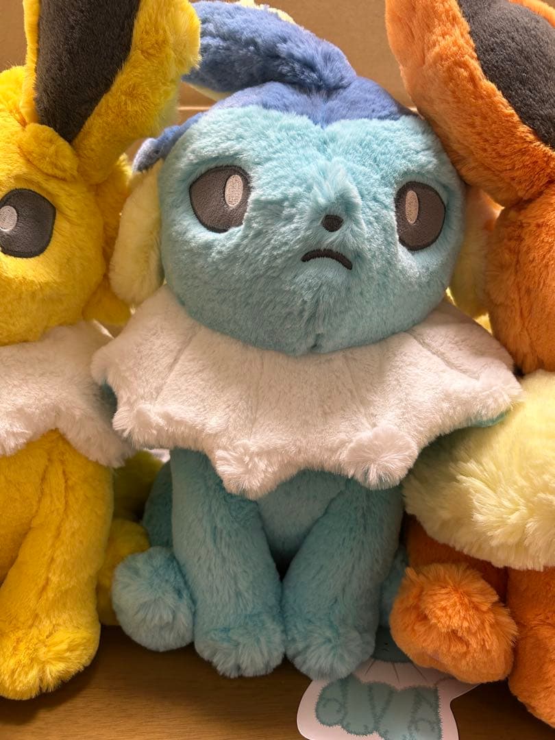 ポケモン ふわふわ抱きぬいぐるみ ブースター シャワーズ サンダース