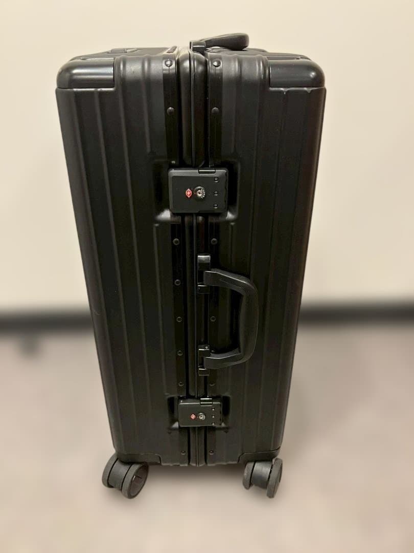 リベティ多機能キャリーケース【マットブラックМ】B14　TSAロック