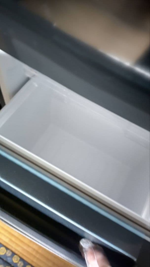 き*ん様 【美品】SHARP　2ドア冷蔵庫　2023年購入　179ℓ　SJ-18