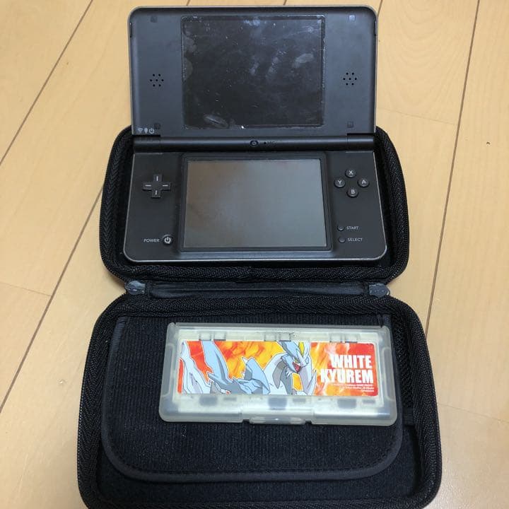 Nintendo DS LLメタリックブラック