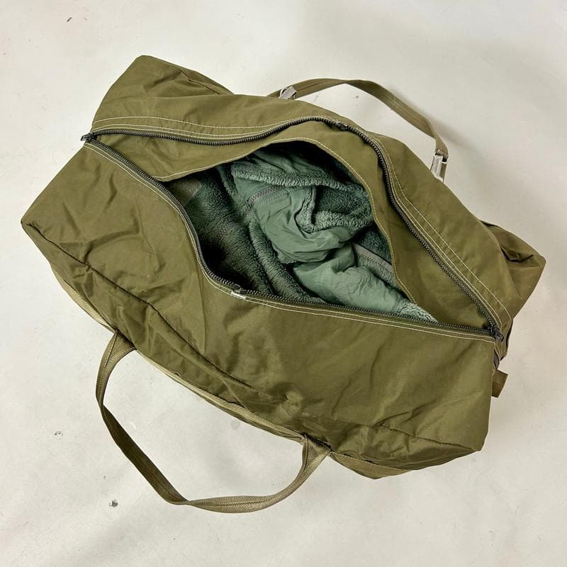 【希少】フランス軍 AERAZUR パラシュートバッグ 65L 金属製ジッパー