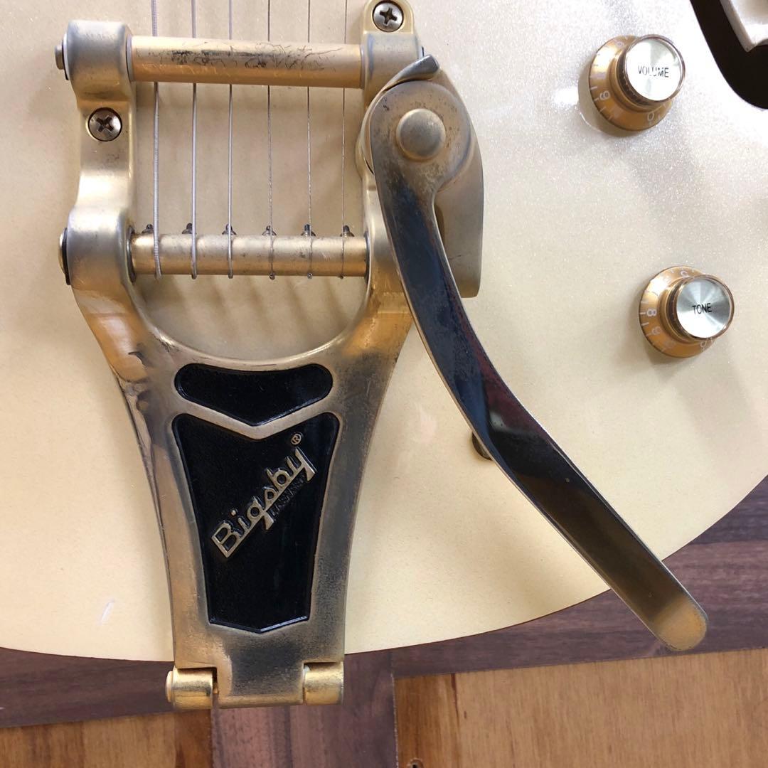 Epiphone Riviera P93 セミアコ 3基P90搭載 Bigsby