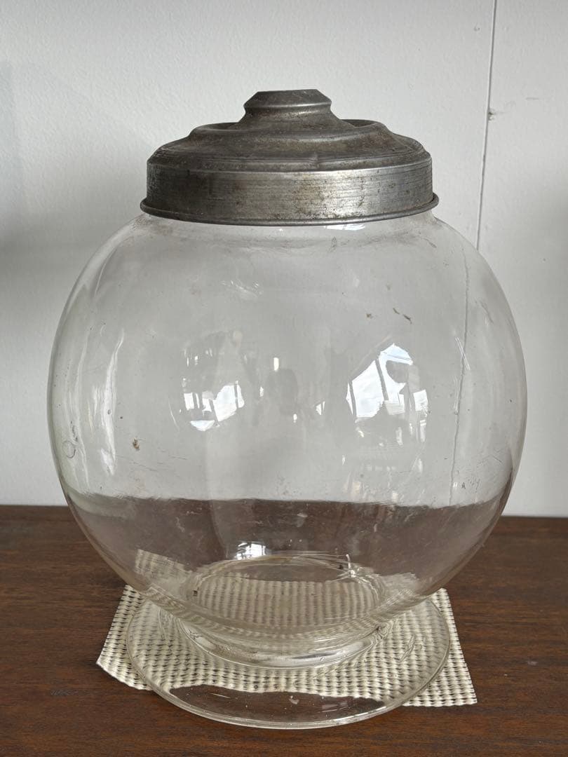 昭和レトロ☆駄菓子瓶　アンティーク 球形 金属製蓋　難あり