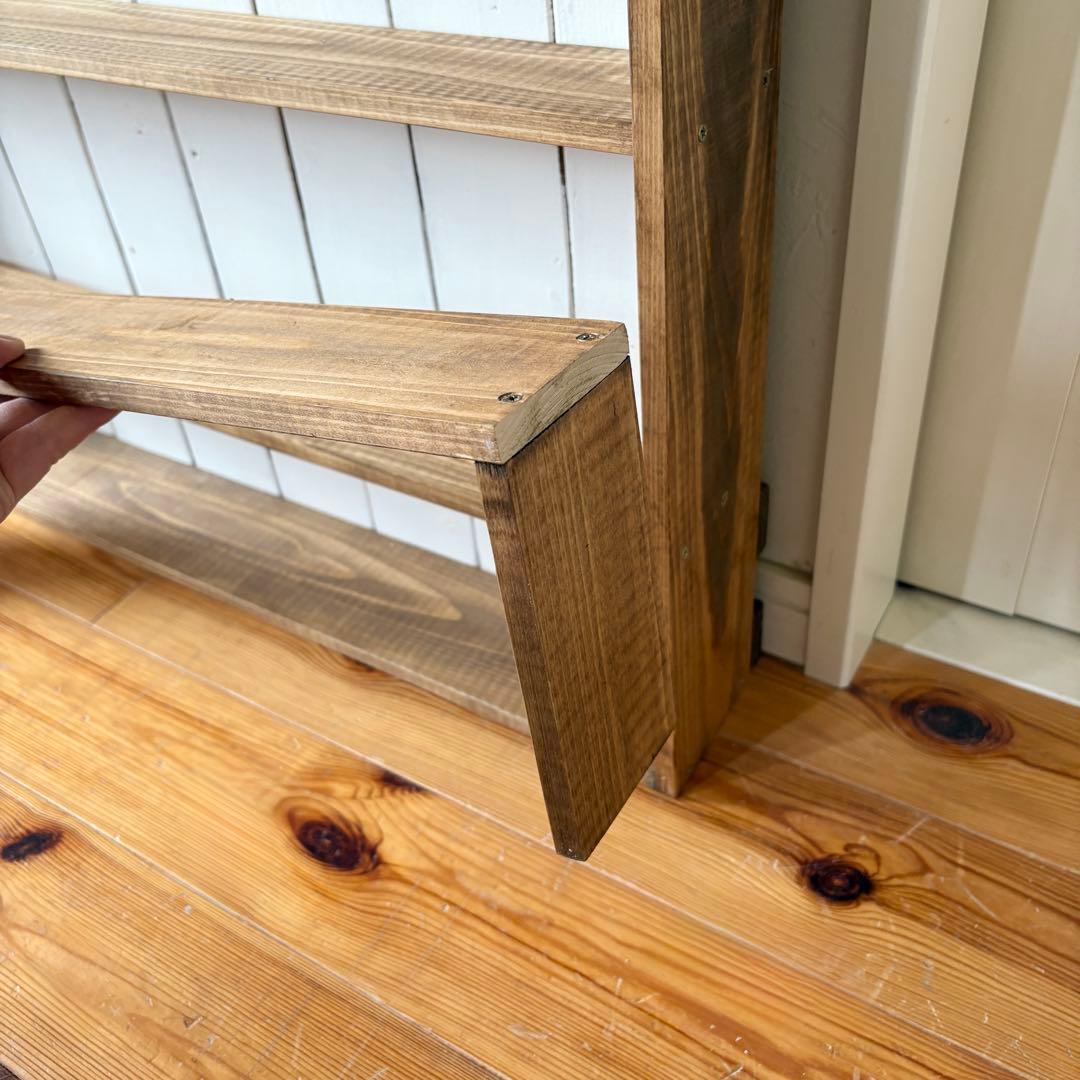 小さな窓の飾り棚　什器　ガーデン雑貨