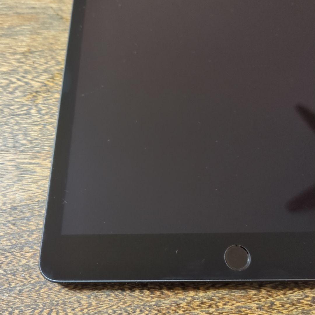 Apple iPad 本体 アイパッド　第7世代　32GB　バッテリー診断86%