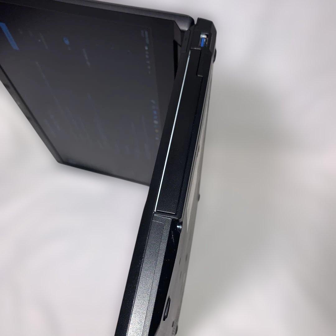 X149【美品】富士通 15.6型/i5第7世代/16GB/512GB