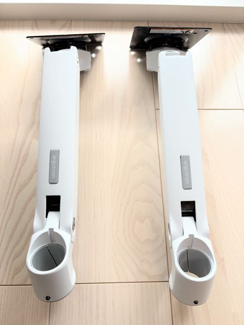 エルゴトロン　LXモニターアーム　デスクマウントデュアル　横型　2画面　ホワイト