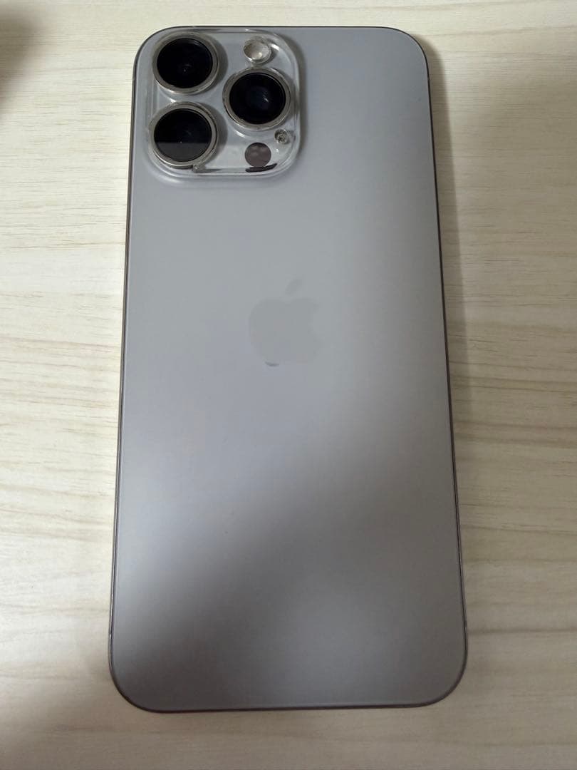 Apple iPhone 15 Pro Max 512GB ナチュラルチタニウム