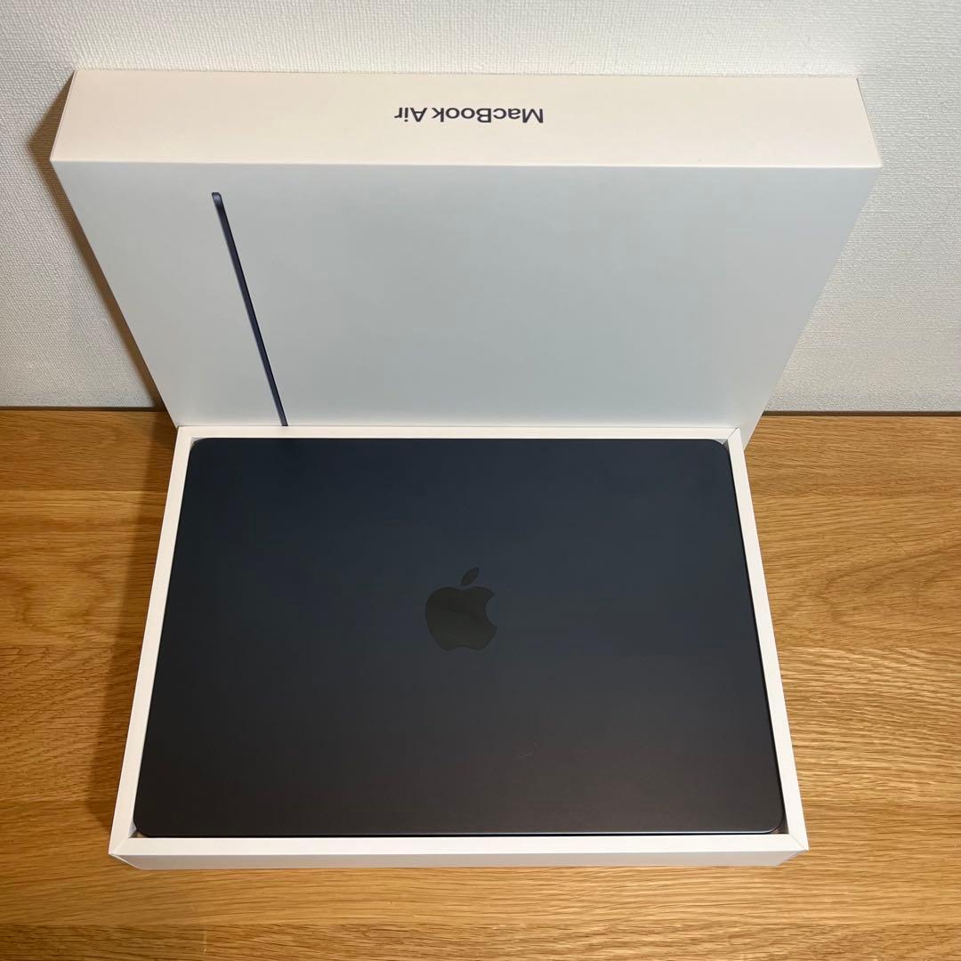 【美品】MacBook Air M2 13.6インチ 256GB