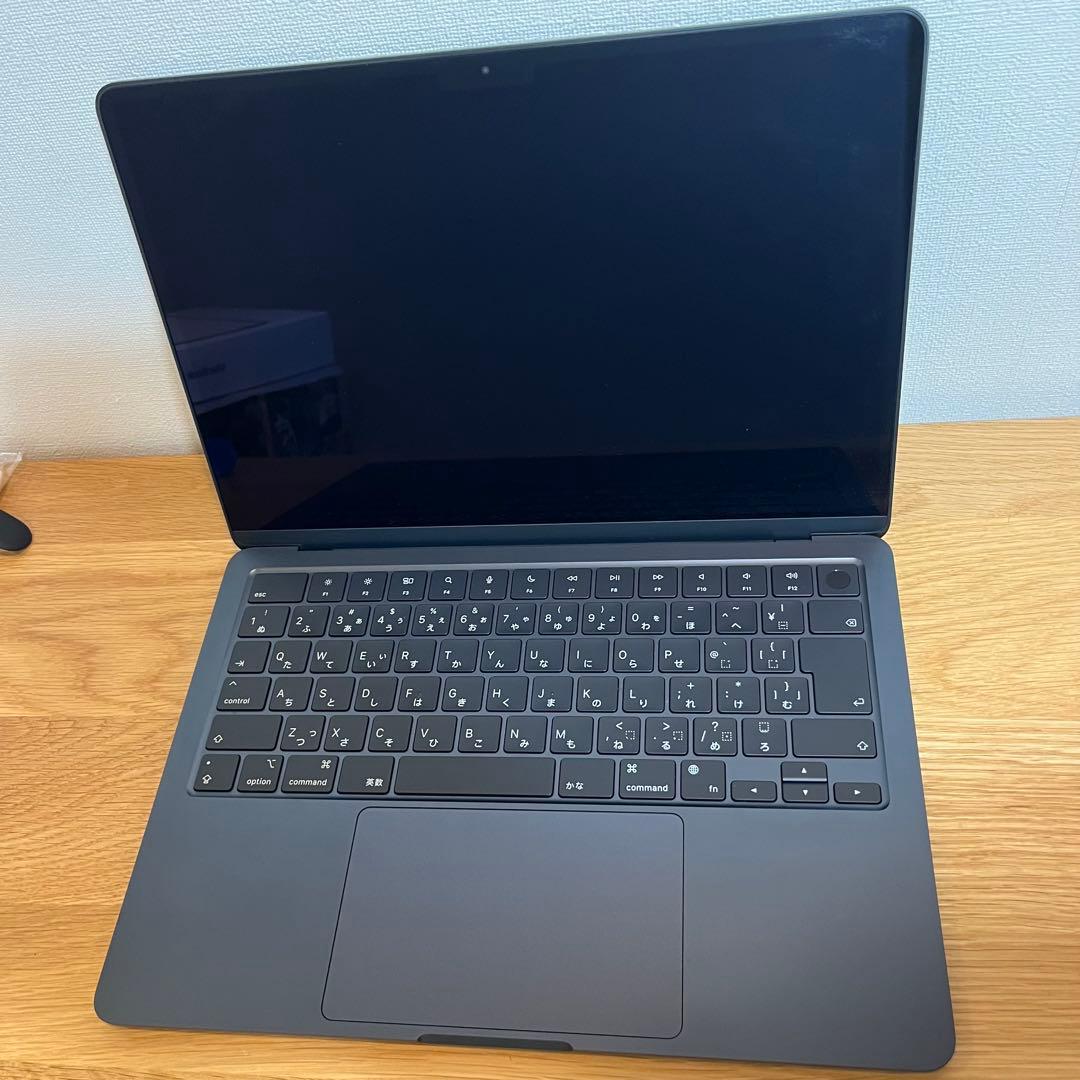 【美品】MacBook Air M2 13.6インチ 256GB