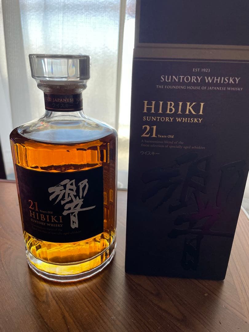 HIBIKI 21年 ウイスキー 700ml 箱入り