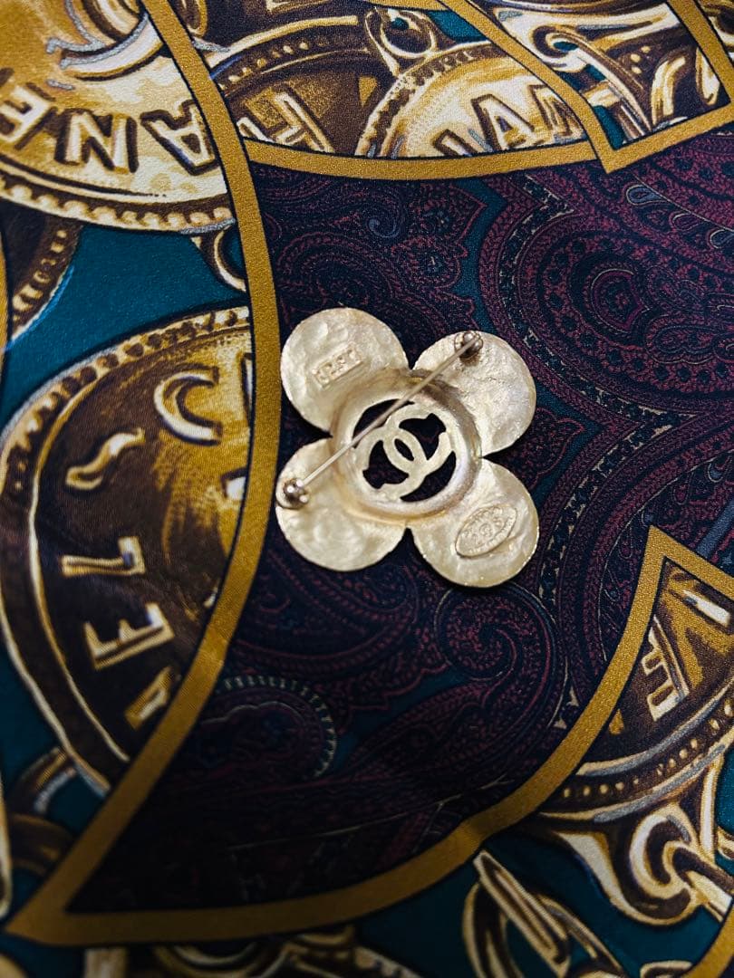 CHANEL ブローチ　モチーフ　シャネル　ヴィンテージ