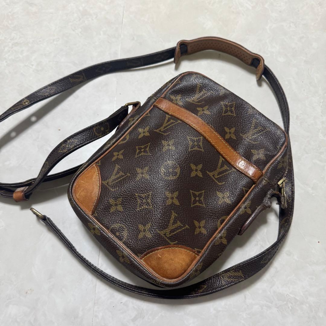 ルイ・ヴィトン　モノグラム　ショルダーバック