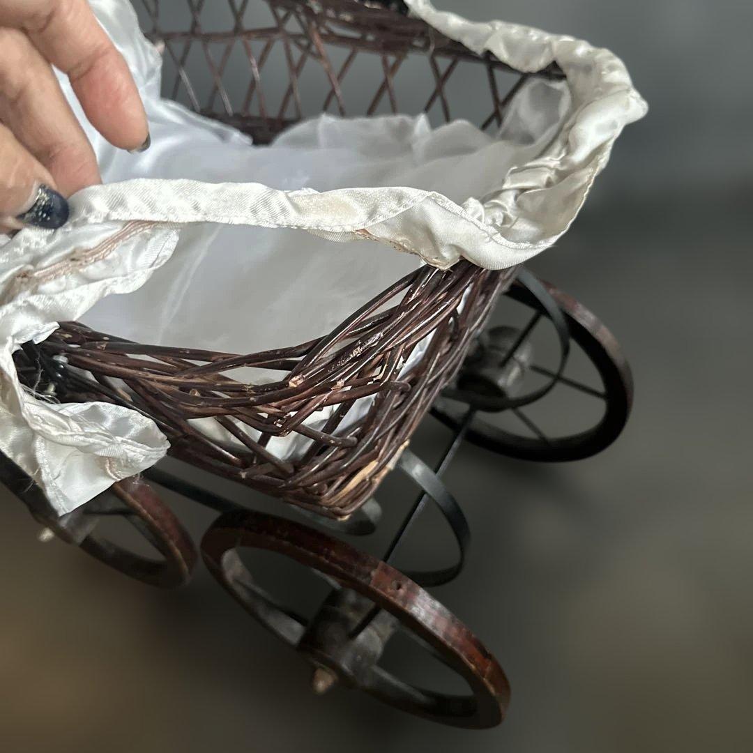 めちゃくちゃ可愛い！人形用　クラシック ベビーカー ブラウン