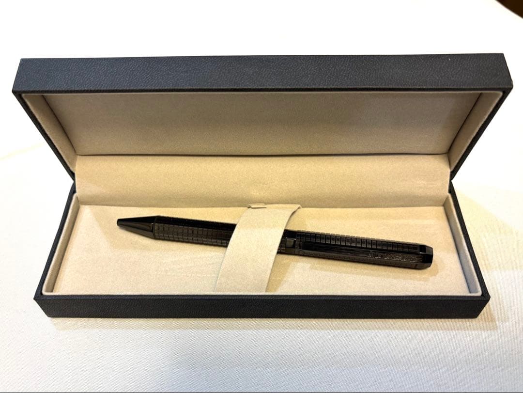 【非売品】Audemars Piguet ブラックボールペン 専用ケース付き