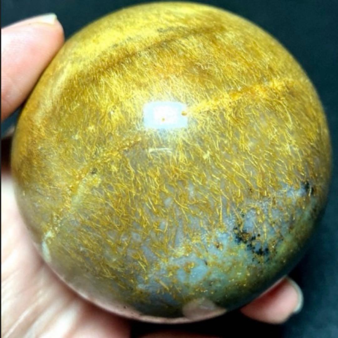 超大玉　64mm ゴールドルチルクォーツ　丸玉　スフィア　金針水晶