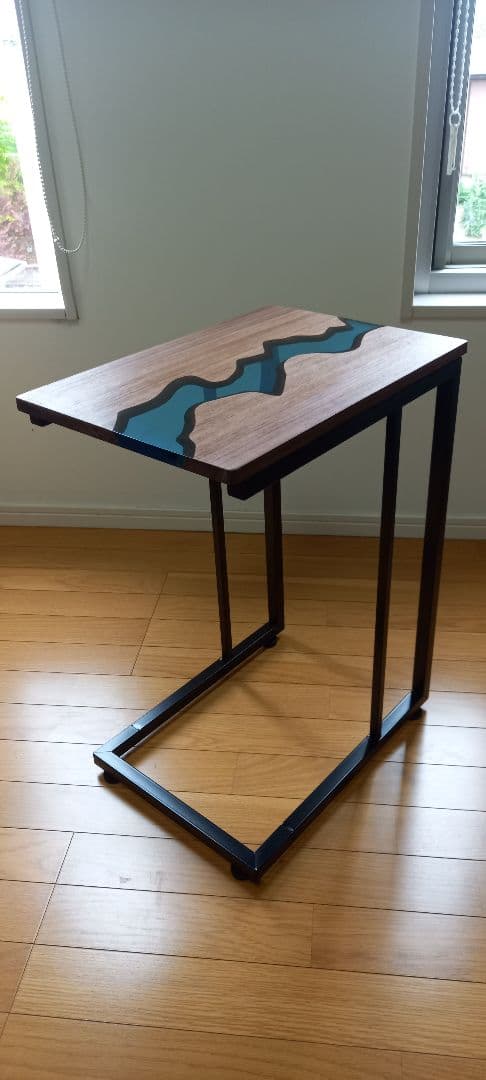 リバーテーブル　レジンテーブル　サイドテーブル　キャスター付き　コーヒーテーブル