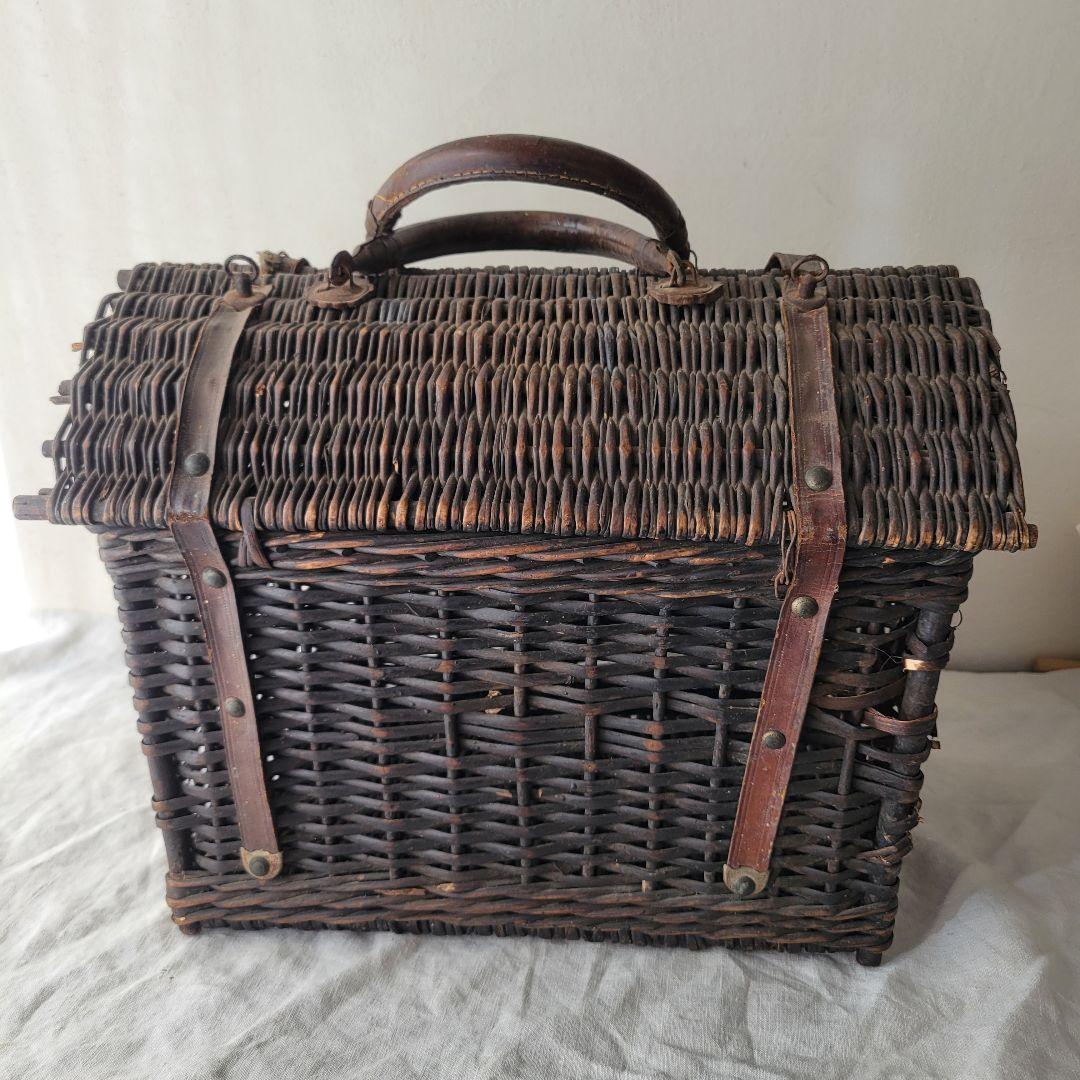 フランス　アンティーク　パニエ　蓋付き