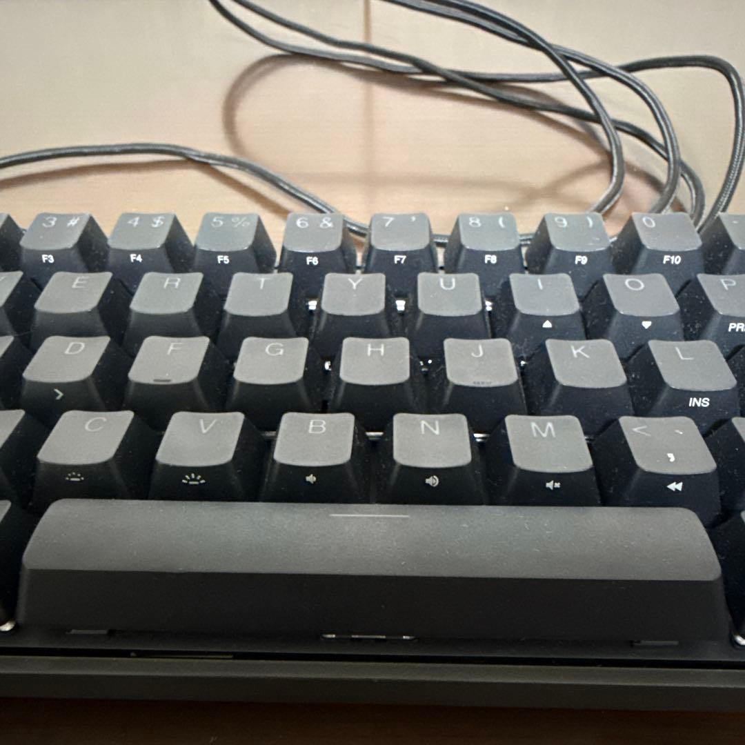SteelSeries Apex Pro Mini キーボード本体