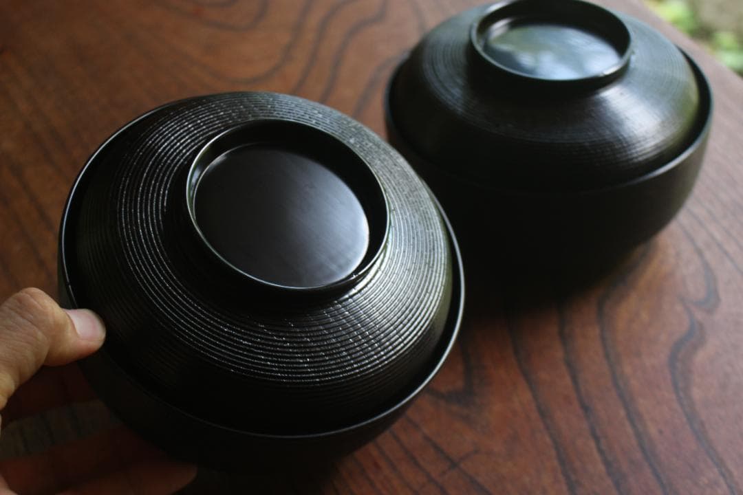 デッドストック！極上糸目黒漆に風情ある吹寄せ蒔絵の映える大椀2点（検輪島塗雑煮椀