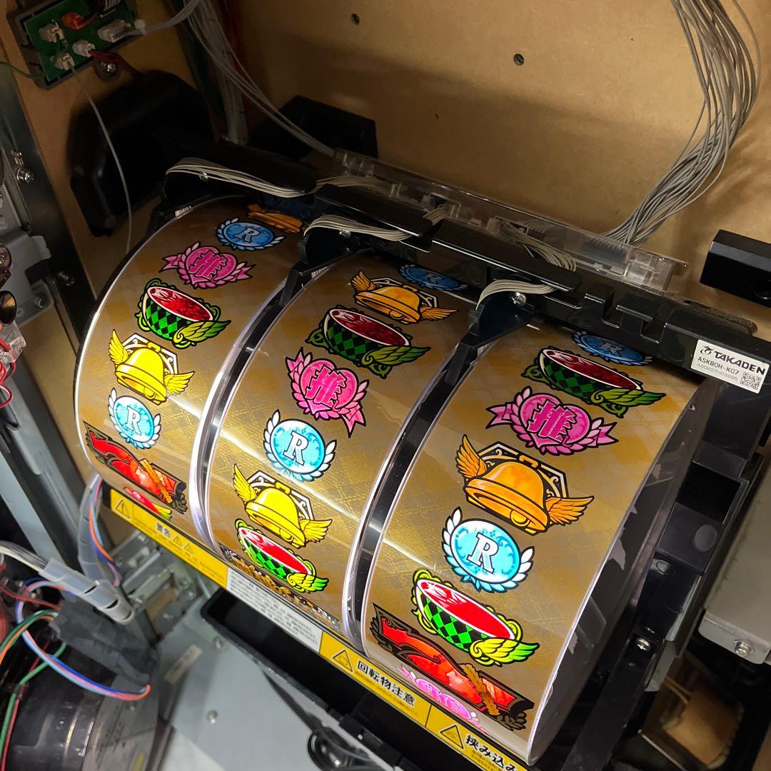 送料込み パチスロ 実機 AKB48勝利の女神　不要機付き