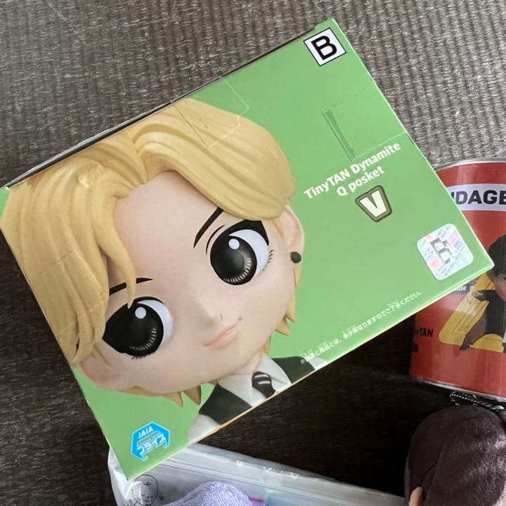 タイニータン Qposket 一番くじ 絆創膏 モアプラスおすわりぬいぐるみ